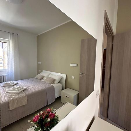 Apartment Jessy Baveno Bagian luar foto