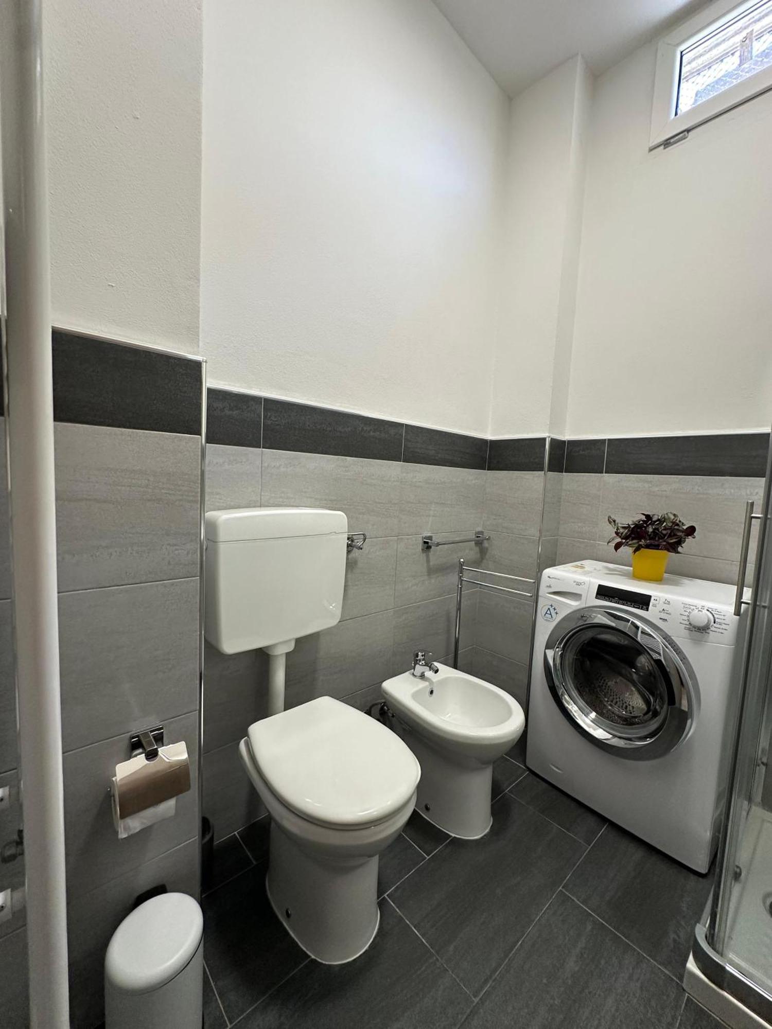 Apartment Jessy Baveno Bagian luar foto