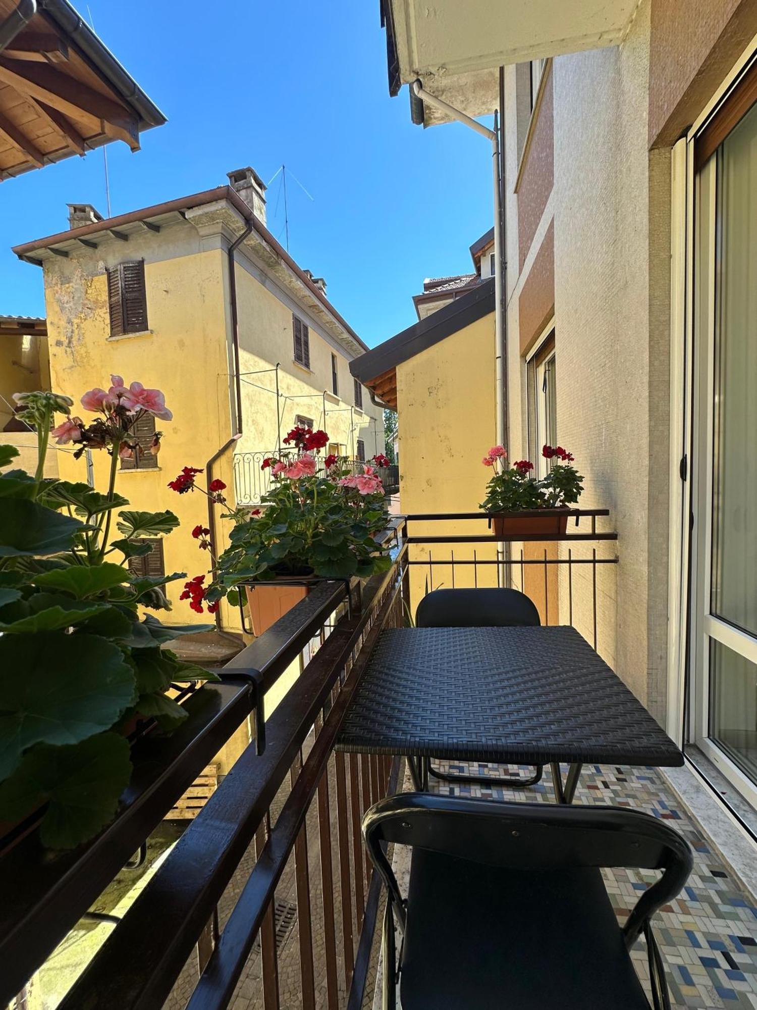 Apartment Jessy Baveno Bagian luar foto